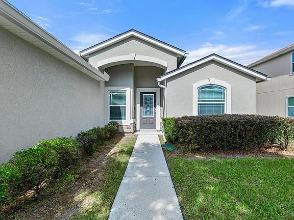5th image of 15944 Bainebridge Dr