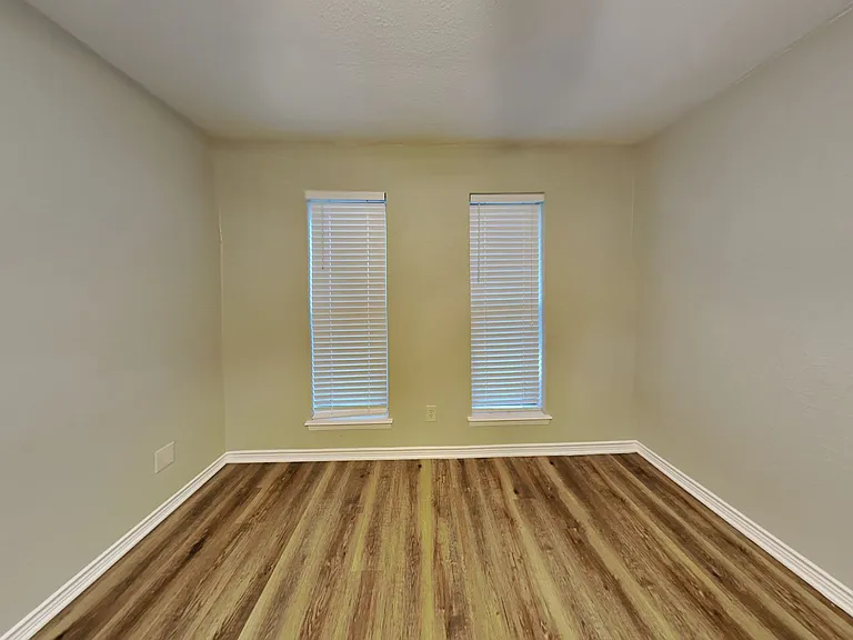 4108 Selene Dr — Photo 16