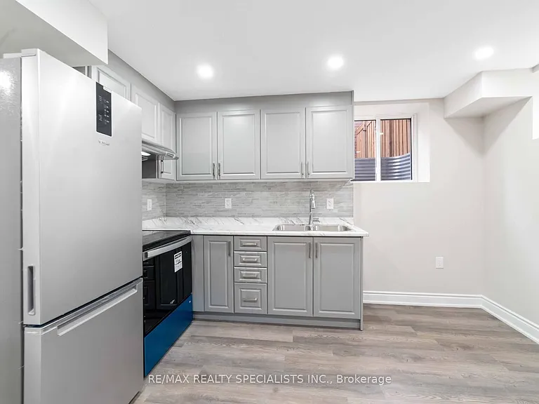 98 Benhurst Cres #BASEMENT — Photo 6