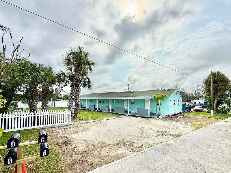 Studio, 1.0 bath, 315 sqft, $1,295 — Photo 3