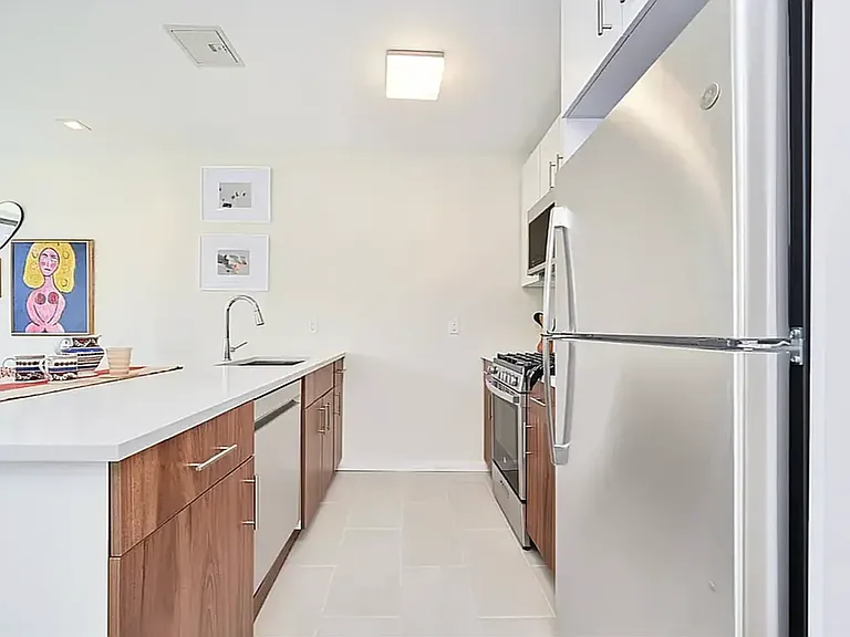 521 W 134th St #6D — Photo 5