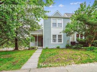15380 Gatehouse Ter, Woodbridge, VA 22191