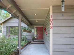 1003 Wee Burn Dr, Juneau, AK 99801