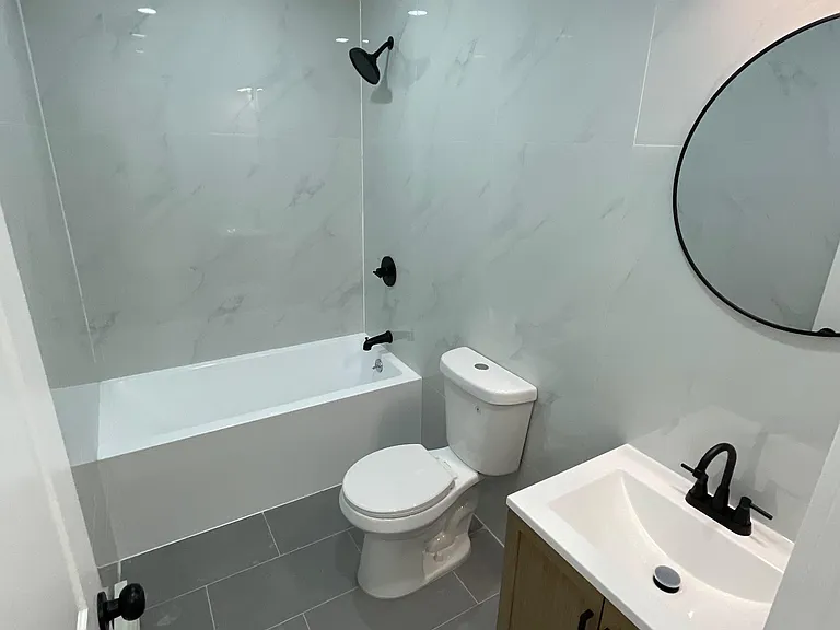 207 Hansbury Ave #2F — Photo 4