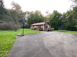 124 Spring Run Rd, Pocono Lake, PA 18347