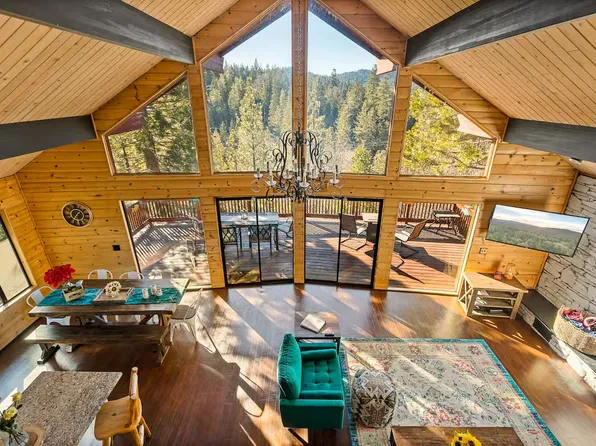 (undisclosed Address), Lake Arrowhead, CA 92352