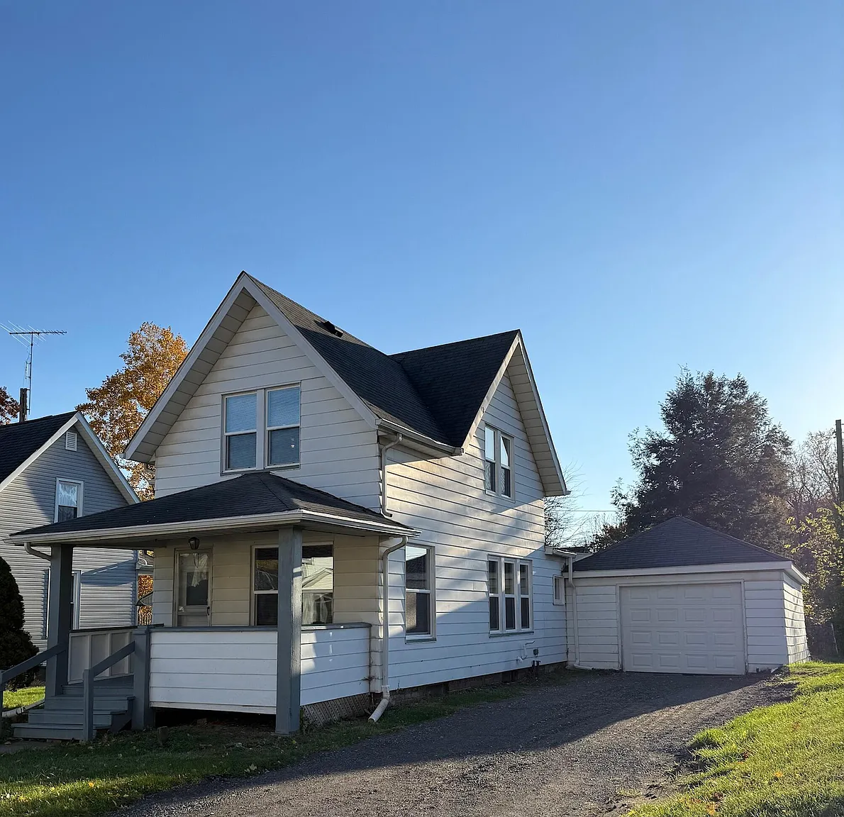 412 Woodbine St photo 1