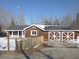 2594 Roland Rd, Fairbanks, AK 99709