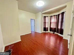 3 bed, 1632 sqft, $1,150 — Photo 2
