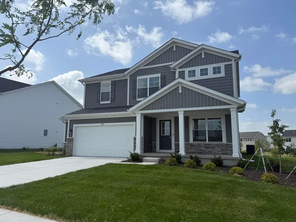 3853 Angel Oak Ln, Valparaiso, IN 46385