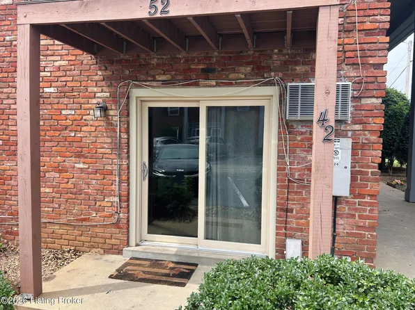1924 Goldsmith Ln Unit 42, Louisville, KY 40218