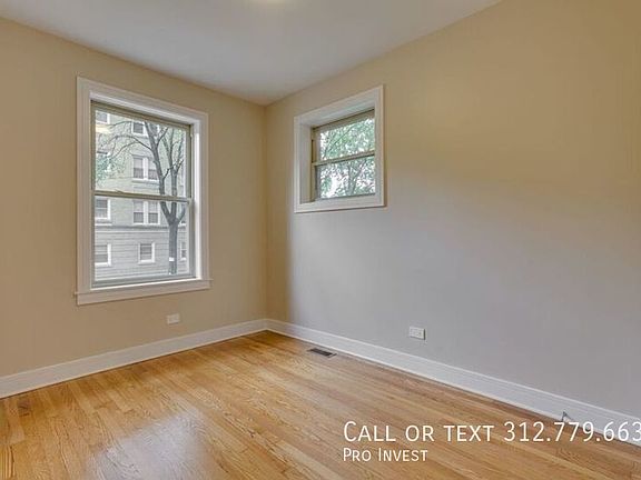 3rd image of 2610 N Fairfield Ave #2
