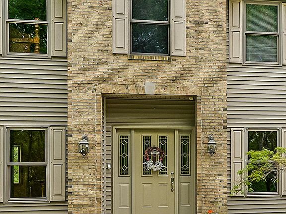2nd image of 26165 Kirkland Dr