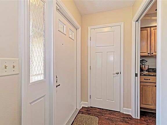3rd image of 6802 23rd Ave W