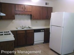2206 Rainbow Ave APT 11, Bloomington, IL 61704