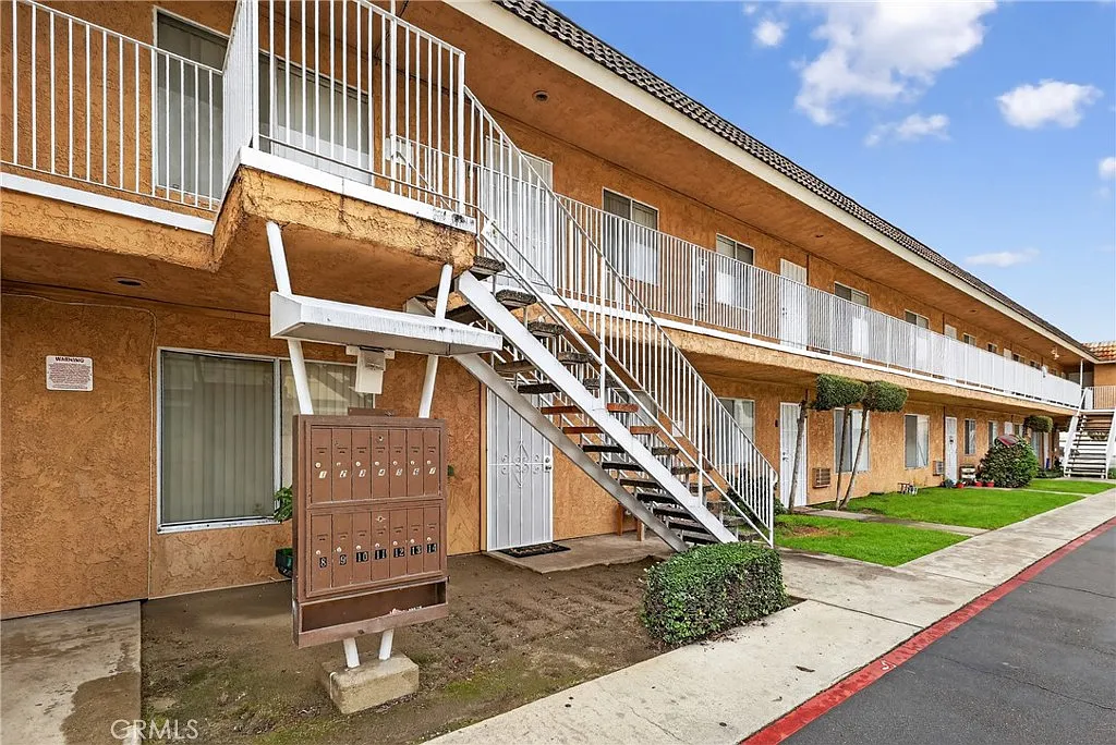 Building Photo - 16205 Cornuta Ave #5