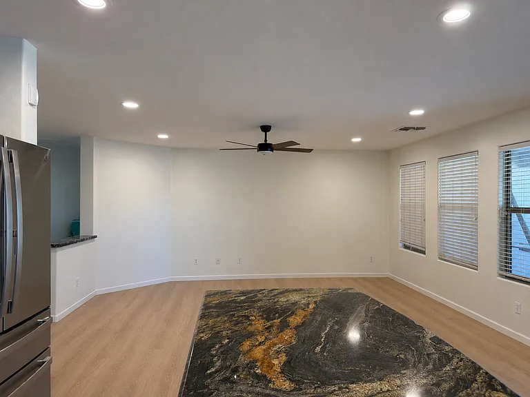 14104 W Shaw Butte Dr — Photo 5