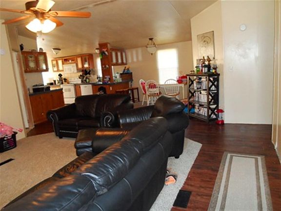 Living / Dining Area