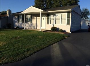 636 Albers Ln, Bethalto, IL