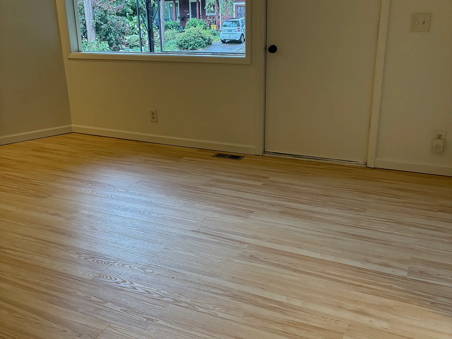 2 bed, 970 sqft, $2,995 — Photo 3