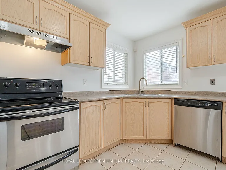 48 Devonwood Dr — Photo 18