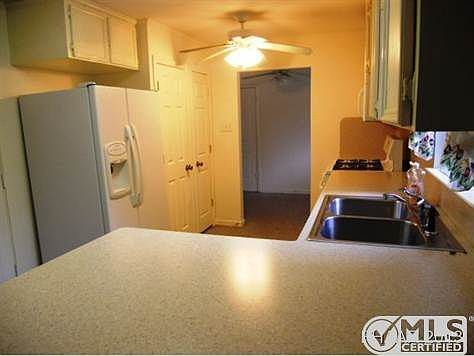 5th image of 1303 Carrollton Ave
