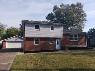 7105 Sun Valley Dr, Louisville, KY 40272