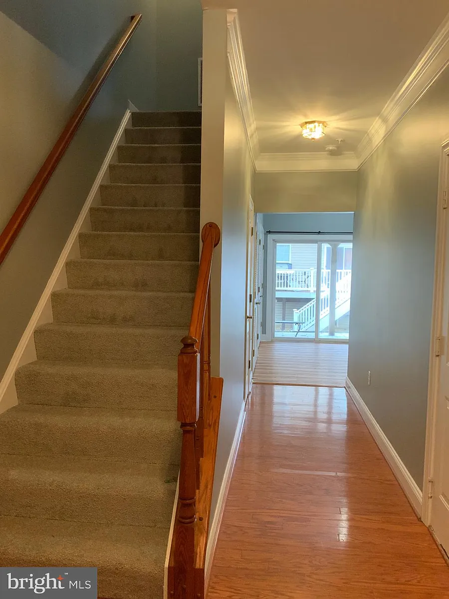 Photo 2 of 46 - 3301 Castle Ridge Cir #36 - Silver Spring, MD Building Photo - 3301 Castle Ridge Cir #36