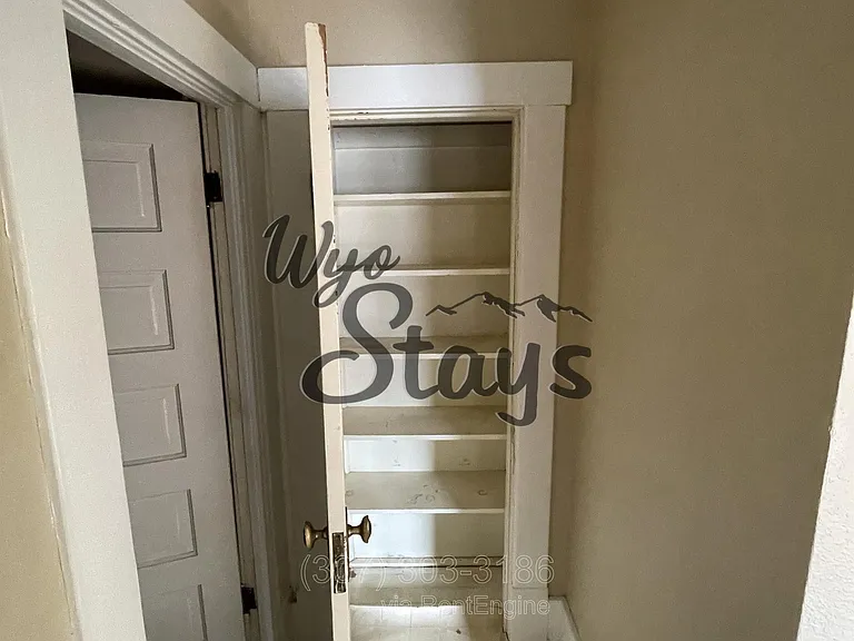 625 Lewis St #B — Photo 13