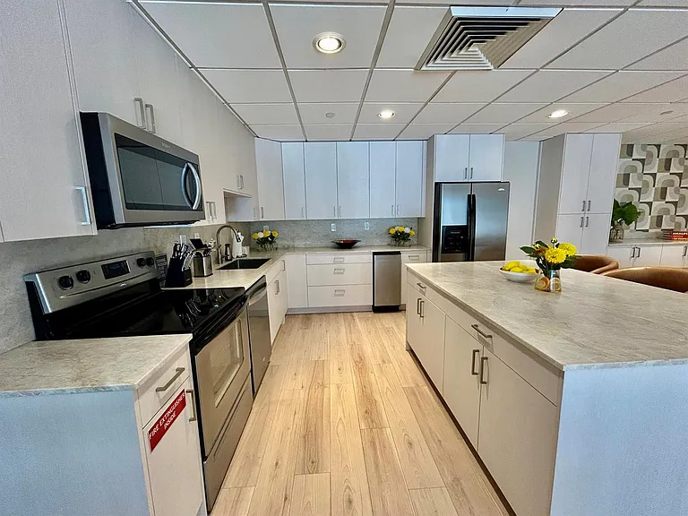 3750 Galt Ocean Dr #1803 — Photo 23