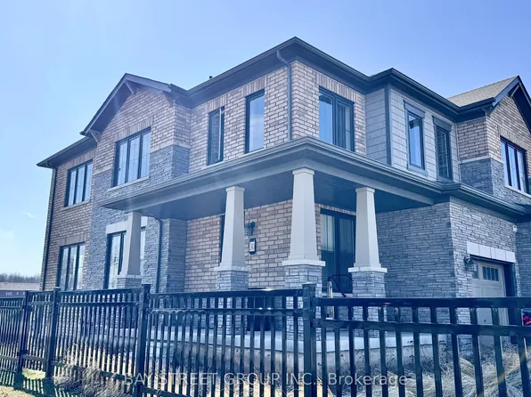 7789 Kalar Rd #30, Niagara Falls, ON L2H 0T4