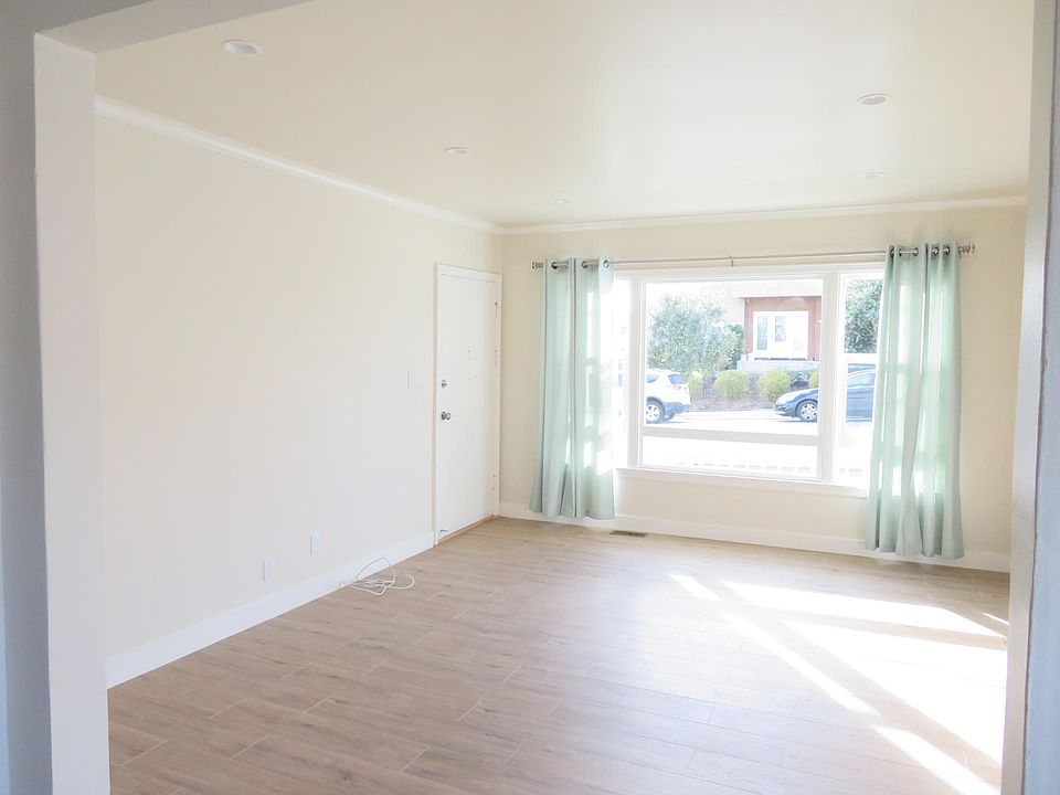 1st image of 110 Chestnut Ave