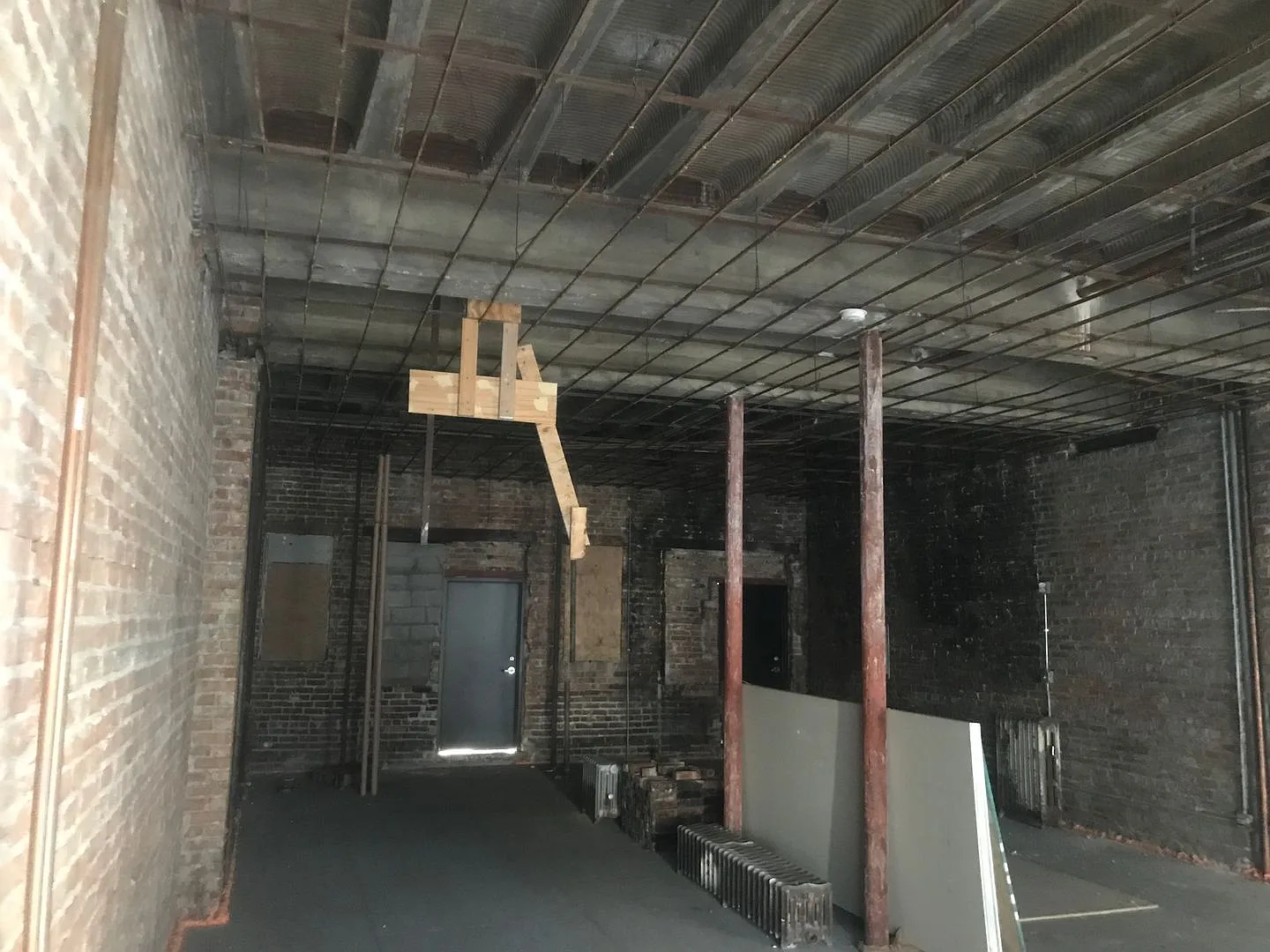 8000 Ashland Holdings LLC — Photo 3