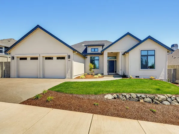 491 Autumn Hills Dr, Medford, OR 97504