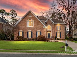 2300 Bonnie Butler Way, Charlotte, NC 28270