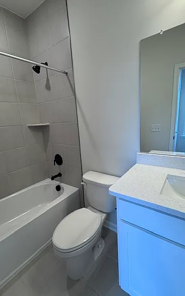 1006 Greenwich Dr #1006 — Photo 4