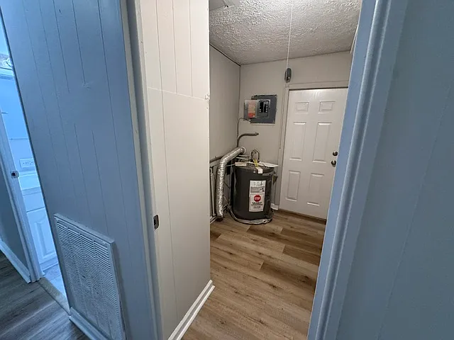 3940 Sandclay Rd — Photo 12