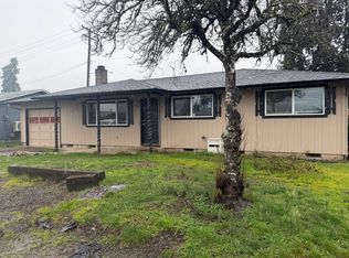 5040 E St APT 1, Springfield, OR 97478