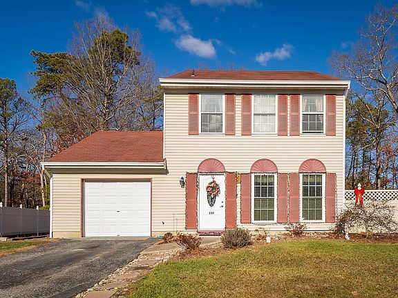 2nd image of 333 E Cos Cob Dr