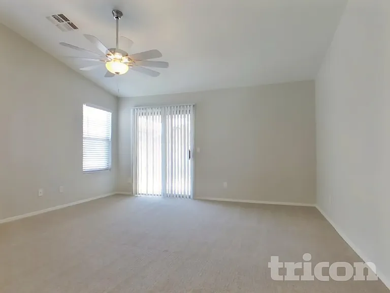 10819 W Virginia Ave — Photo 3