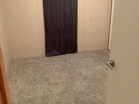 3rd image of 7051 Joy Ave