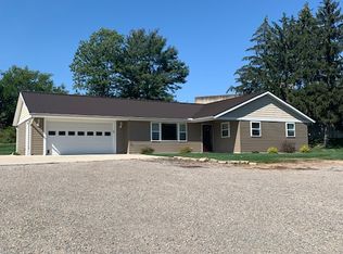 18507 Dover Rd, Dundee, OH 44624