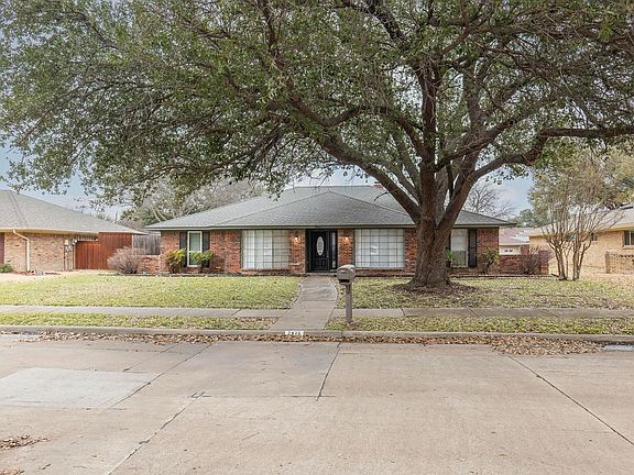 2nd image of 2425 Coleshire Dr