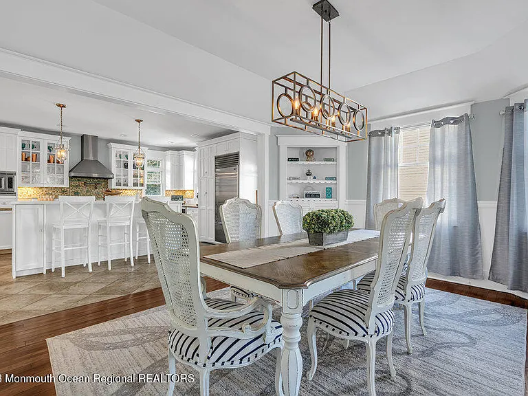 304 Atlantic Ave — Photo 4