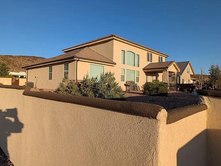 2388 S 3330 W — Photo 21