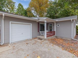 5798 Palmyra Rd, Palmyra, MI 49268