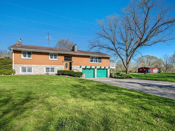 9447 1st St, Baroda, MI 49101