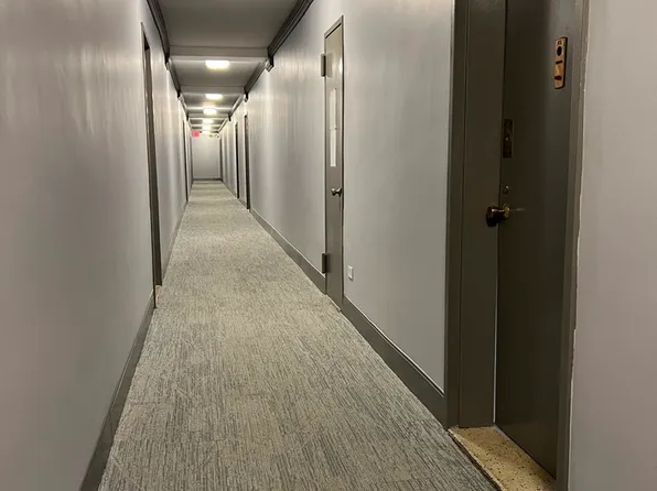 23-50 Waters Edge Drive image 6 of 25