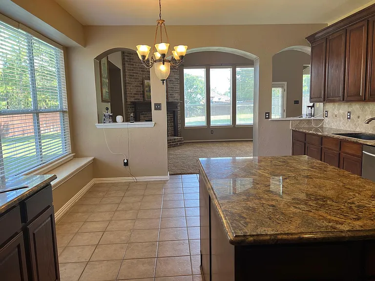 5505 Stone Cliff Ct — Photo 11
