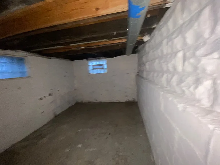 9710 Easton Ave — Photo 17